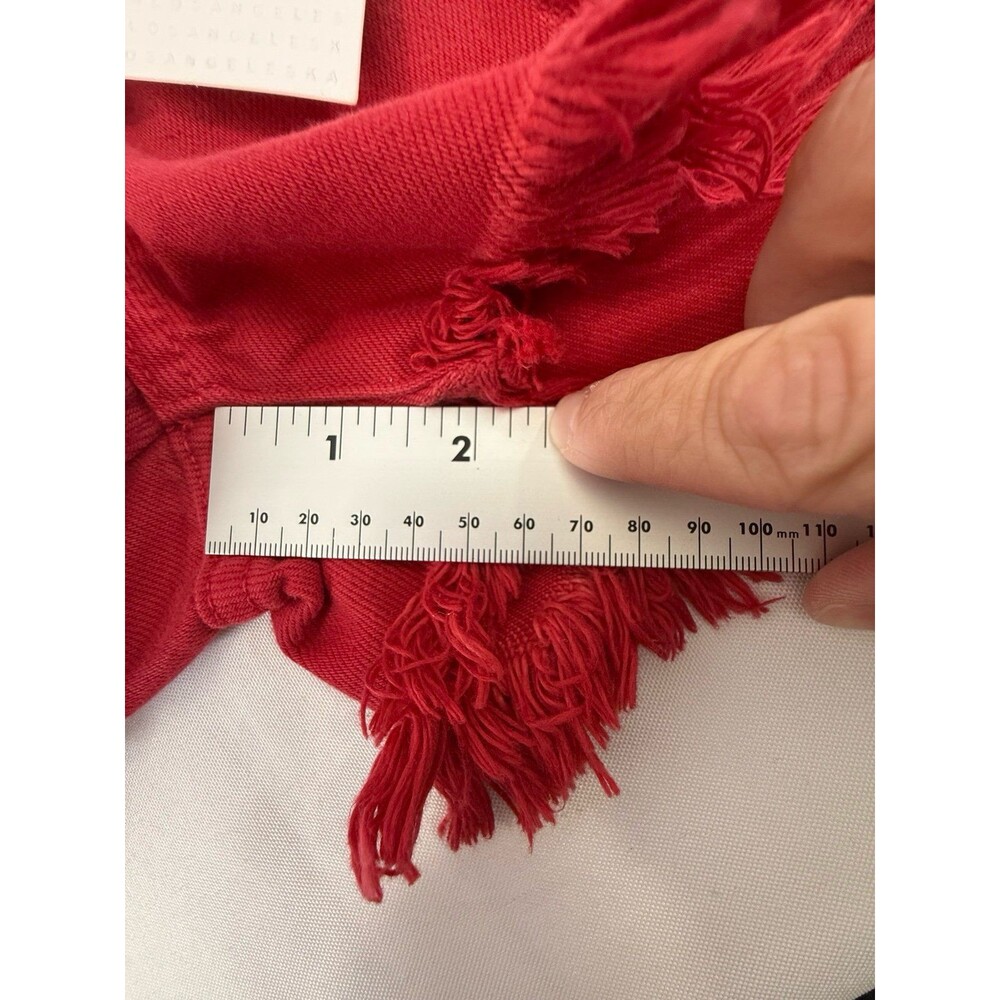 KanCan red high-rise distressed denim shorts with a raw frayed hem NWT Size Medi - Picture 6 of 6